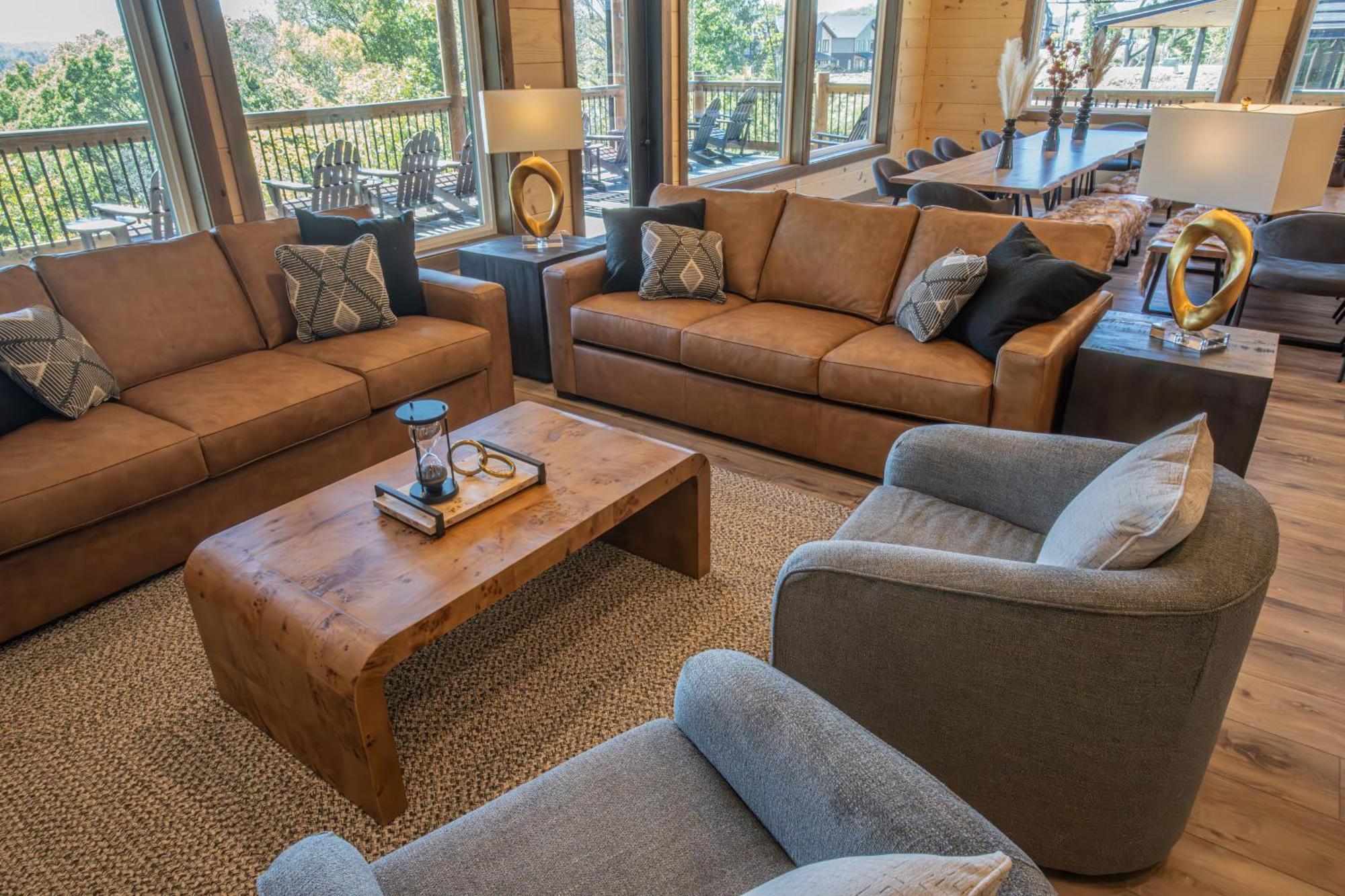 Luxury 12-Bedroom Cabin With Indoor Pool, Hot Tub & Movie Theater, Sleeps 36 Севьервилл Экстерьер фото
